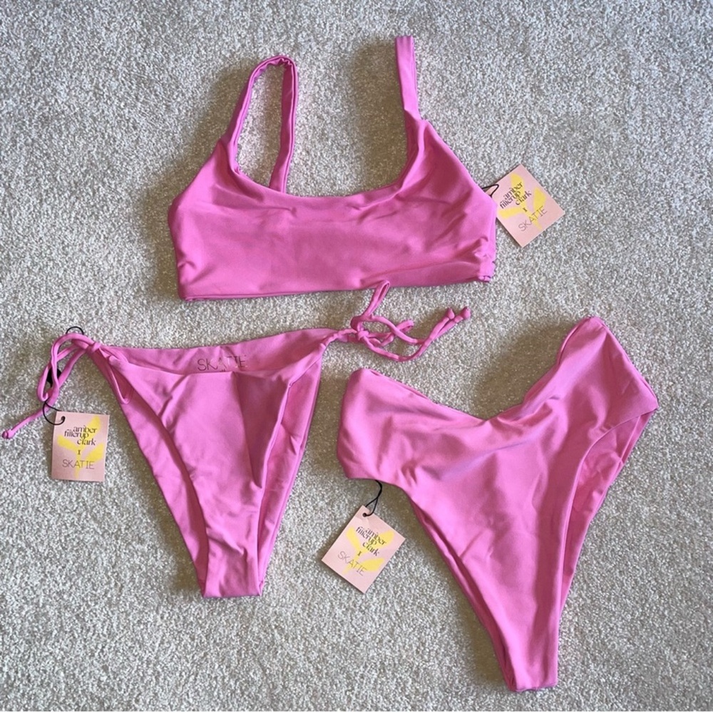 SKATIE Mya top, Melly bottom and Vera bottom bikini set in dahlia 💗